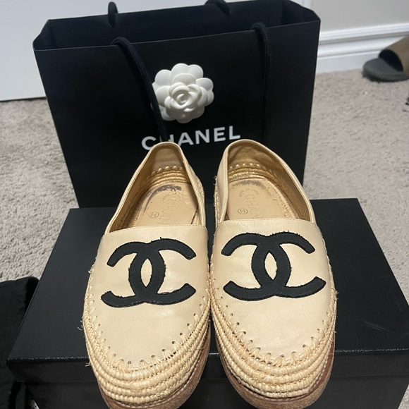 Chanel authentic espadrilles - Picture 3 of 7